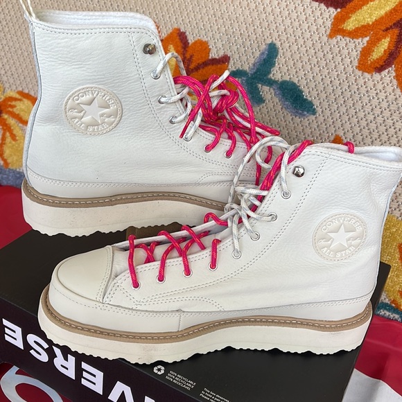 Converse 173212C
CHUCK TAYLOR CRAFTED BOOT HI
EGRET/NATURAL IVORY/PRIME PNK
WMNS - Picture 11 of 16